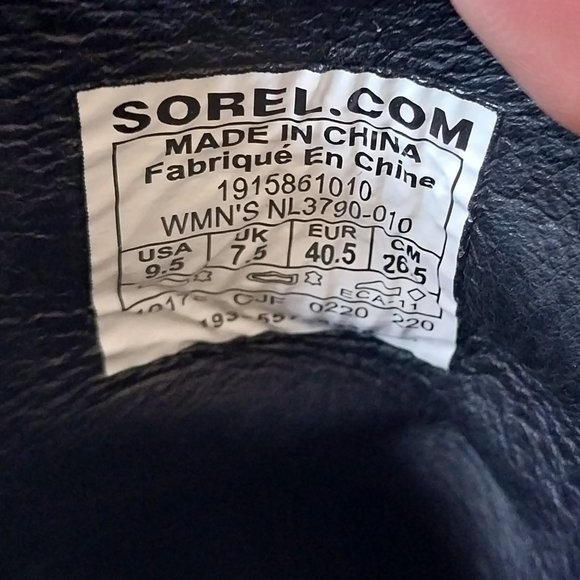 Sorel Women's Joan Uptown Black Oiled Leather Waterproof Lace Up Bootie - Picture 8 of 11